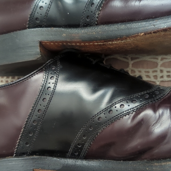 VTG Allen Edmonds Men's Leather Saddleback Shoes 12 with cedar shoe horns - Picture 5 of 9